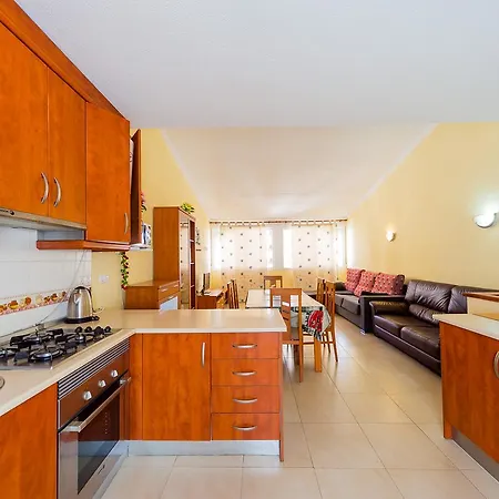 Holiday home Alegria Id120 *