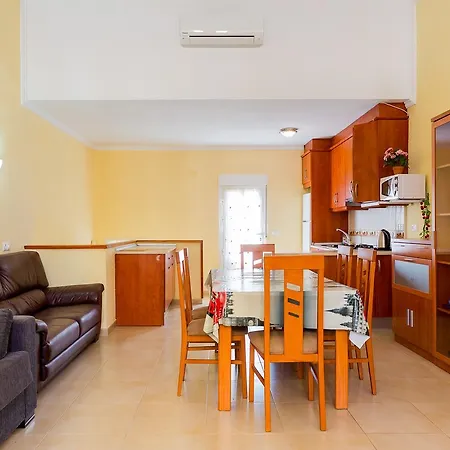 Holiday home Alegria Id120 *